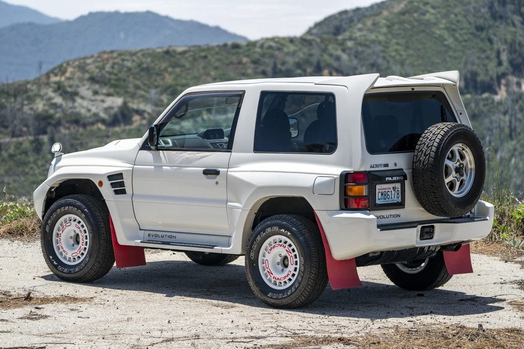 1997 Mitsubishi Pajero/Montero 2nd Gen - Image 22 of 31
