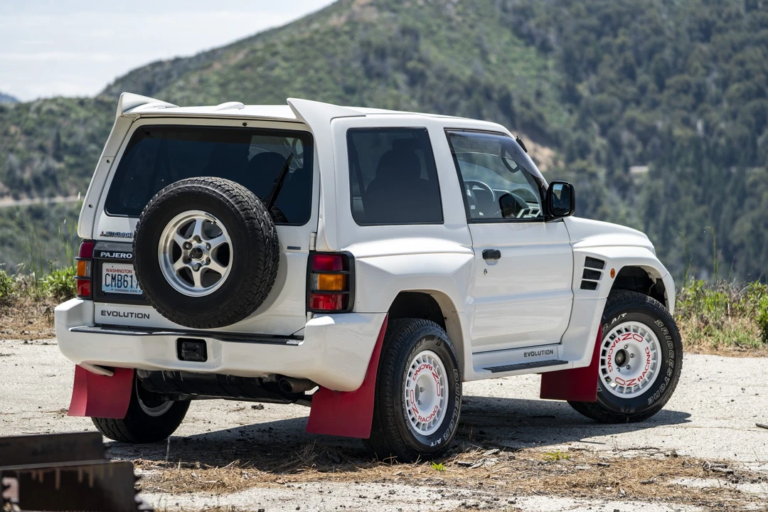 1997 Mitsubishi Pajero/Montero 2nd Gen - Image 27 of 31