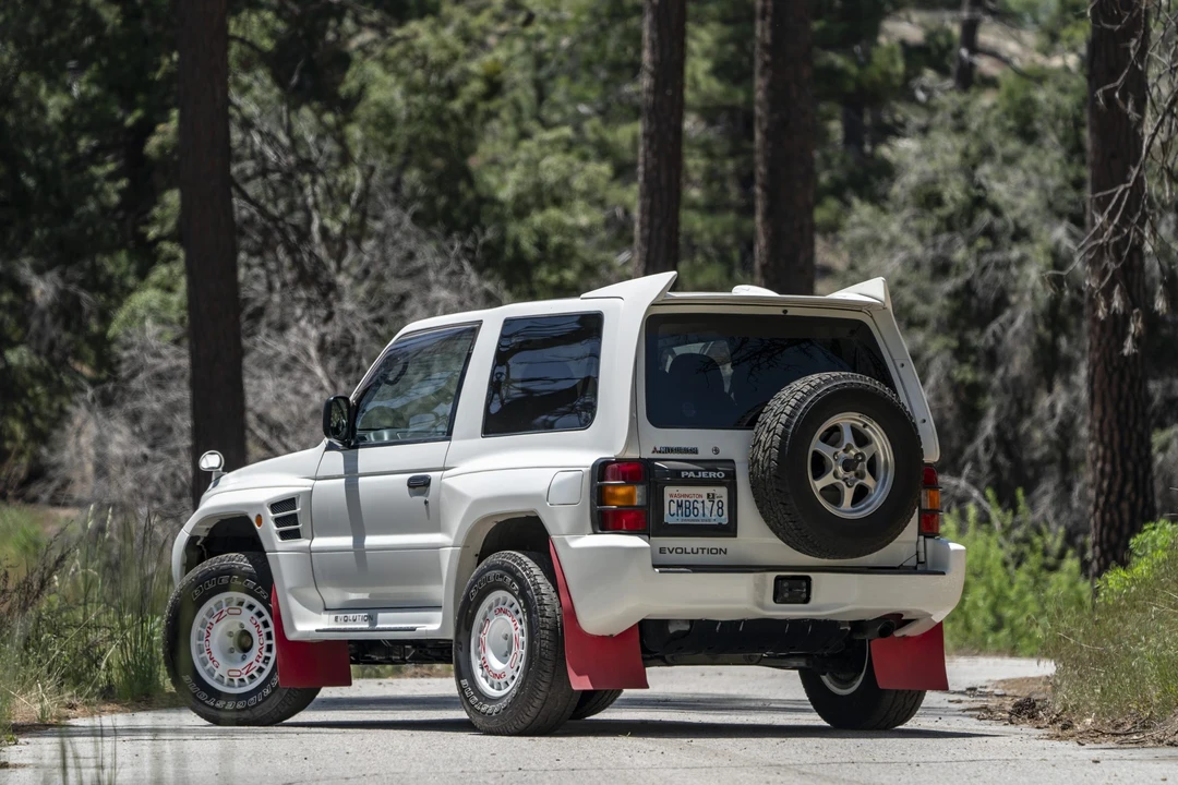 1997 Mitsubishi Pajero/Montero 2nd Gen - Image 6 of 31