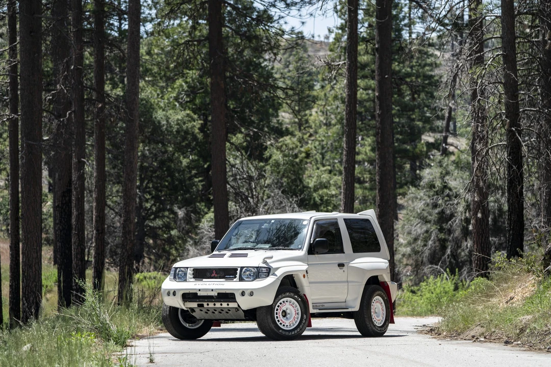 1997 Mitsubishi Pajero/Montero 2nd Gen - Image 4 of 31