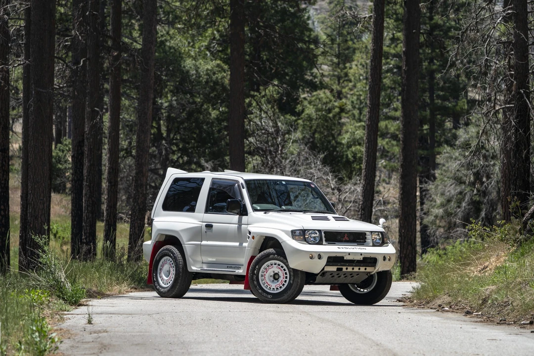1997 Mitsubishi Pajero/Montero 2nd Gen - Image 12 of 31