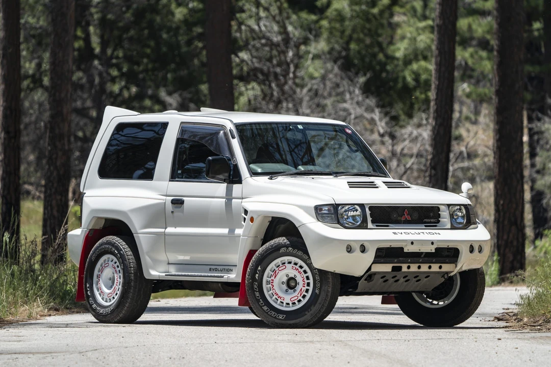 1997 Mitsubishi Pajero/Montero 2nd Gen - Image 14 of 31