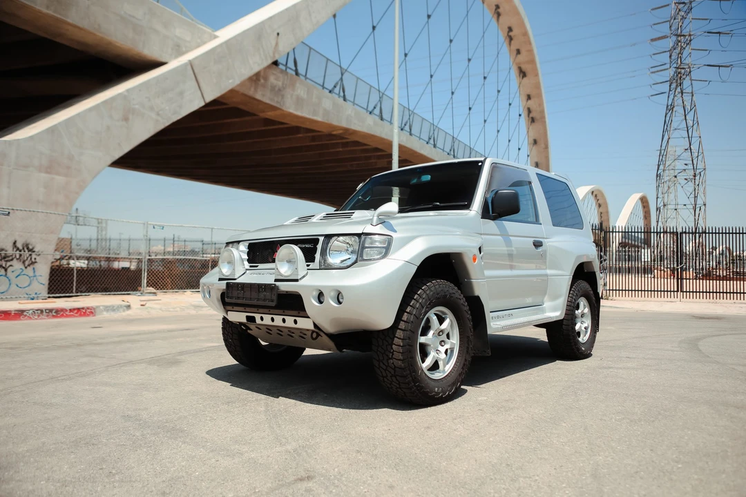 1997 Mitsubishi Pajero/Montero 2nd Gen - Image 6 of 31
