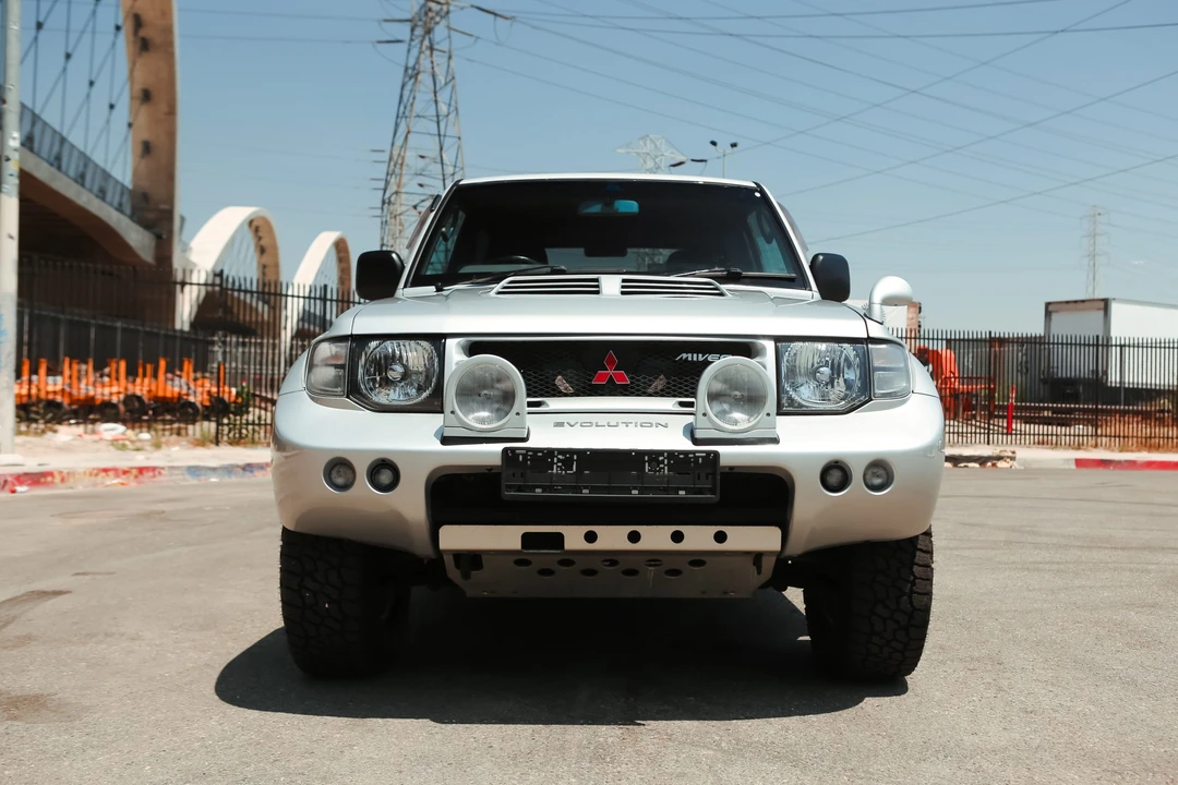1997 Mitsubishi Pajero/Montero 2nd Gen - Image 23 of 31