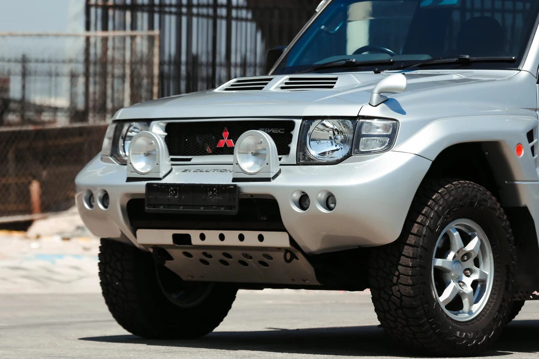 1997 Mitsubishi Pajero/Montero 2nd Gen - Image 25 of 31