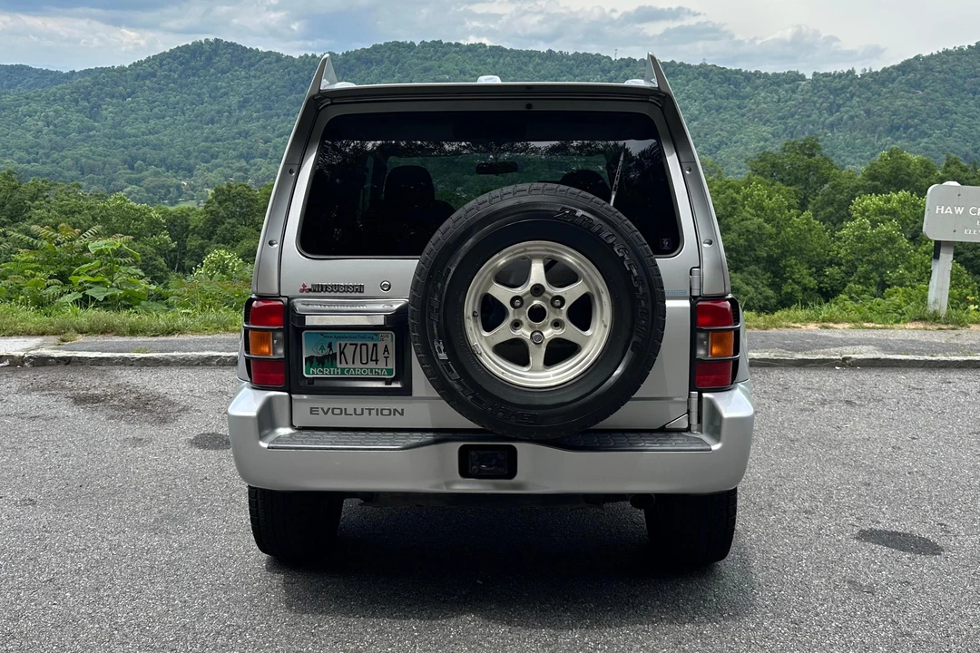 1997 Mitsubishi Pajero/Montero 2nd Gen - Image 5 of 31