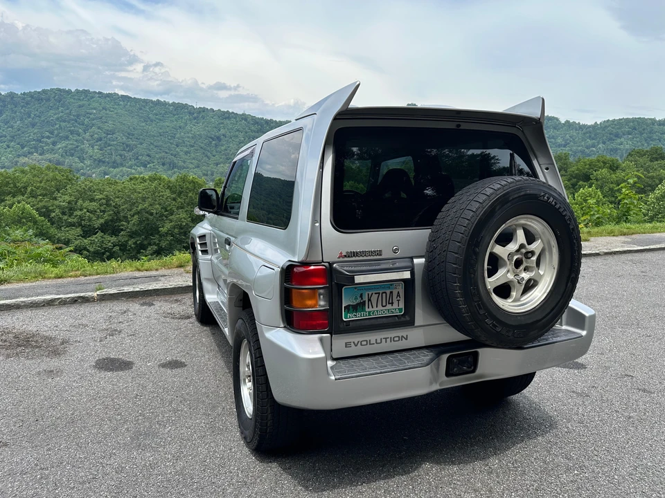 1997 Mitsubishi Pajero/Montero 2nd Gen - Image 12 of 31