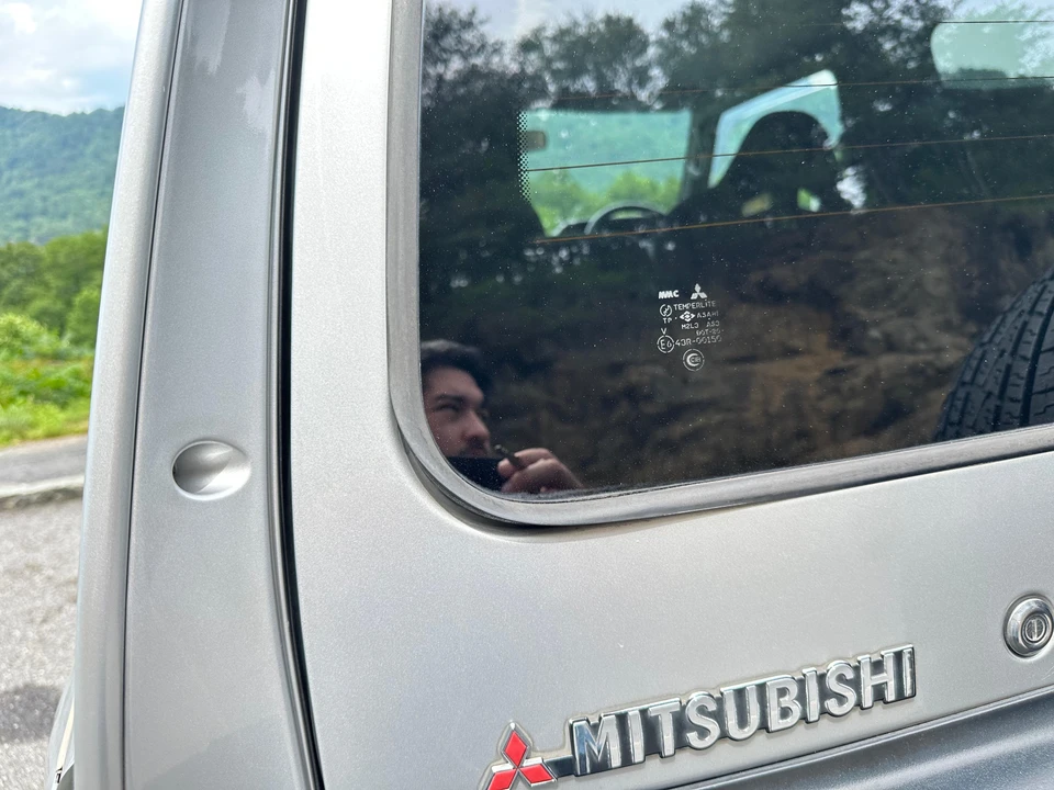 1997 Mitsubishi Pajero/Montero 2nd Gen - Image 30 of 31