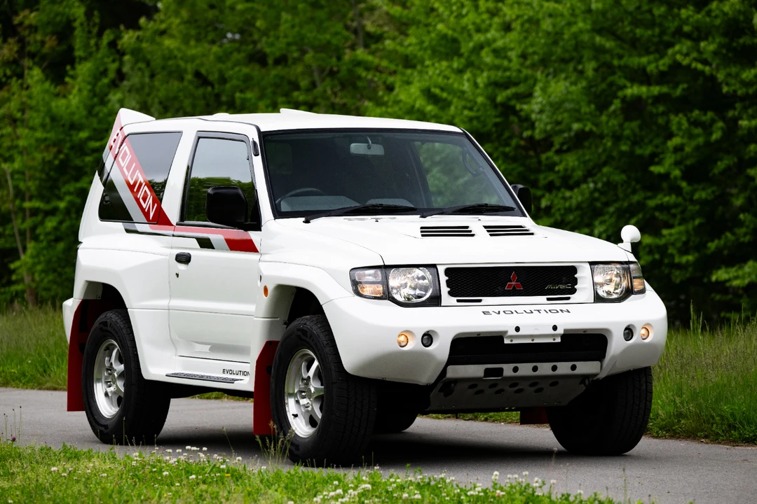 1997 Mitsubishi Pajero/Montero 2nd Gen - Image 15 of 31