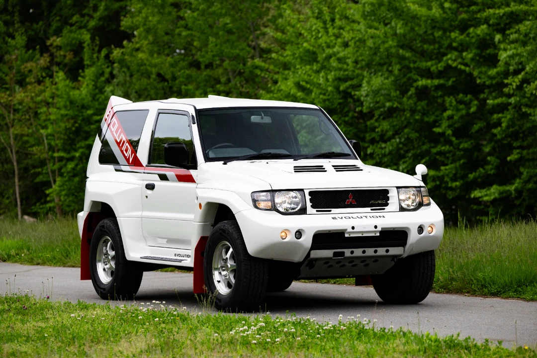 1997 Mitsubishi Pajero/Montero 2nd Gen - Image 14 of 31