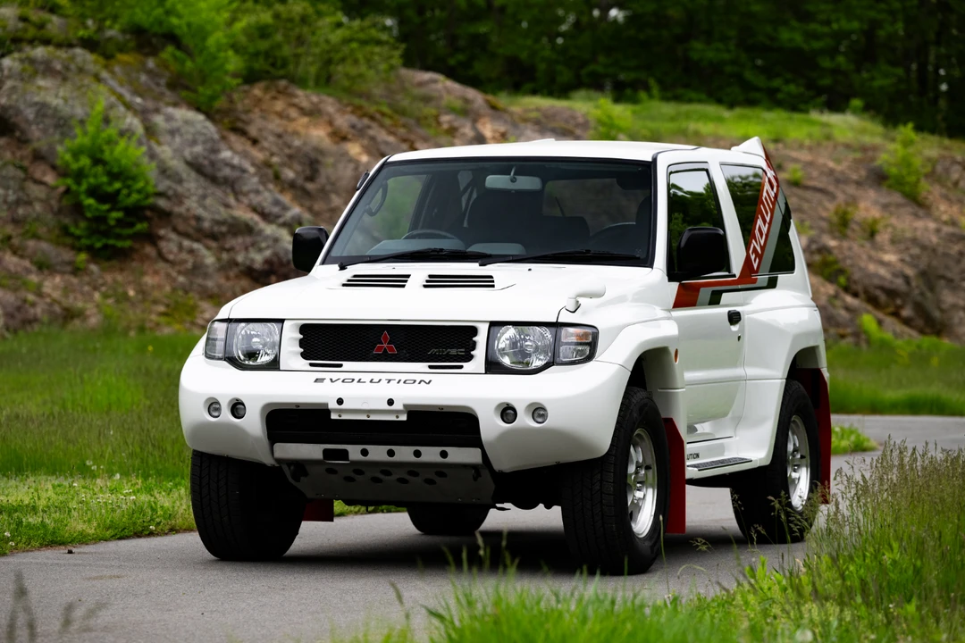 1997 Mitsubishi Pajero/Montero 2nd Gen - Image 5 of 31