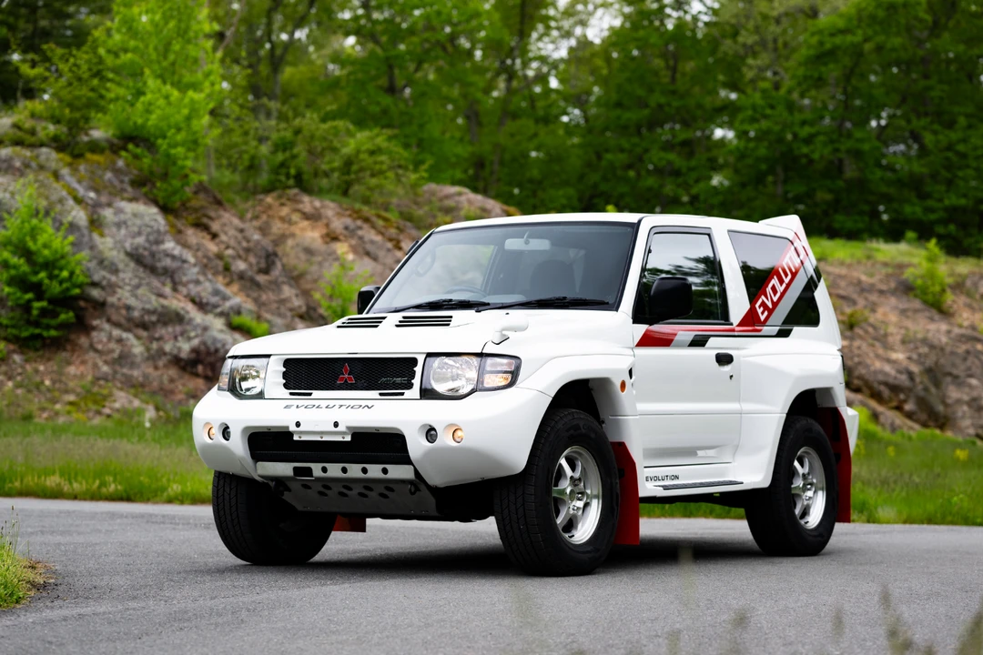 1997 Mitsubishi Pajero/Montero 2nd Gen - Image 7 of 31