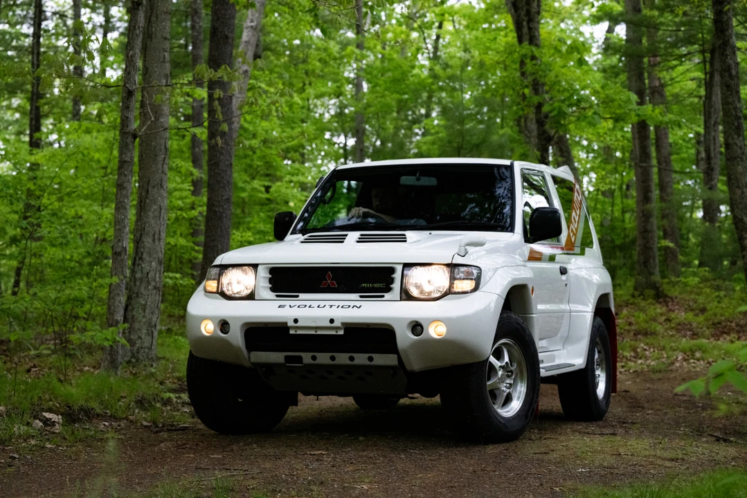 1997 Mitsubishi Pajero/Montero 2nd Gen - Image 3 of 31