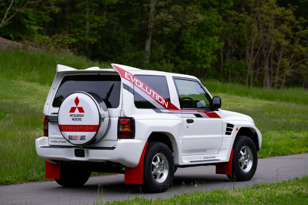 1997 Mitsubishi Pajero/Montero 2nd Gen - Image 11 of 31