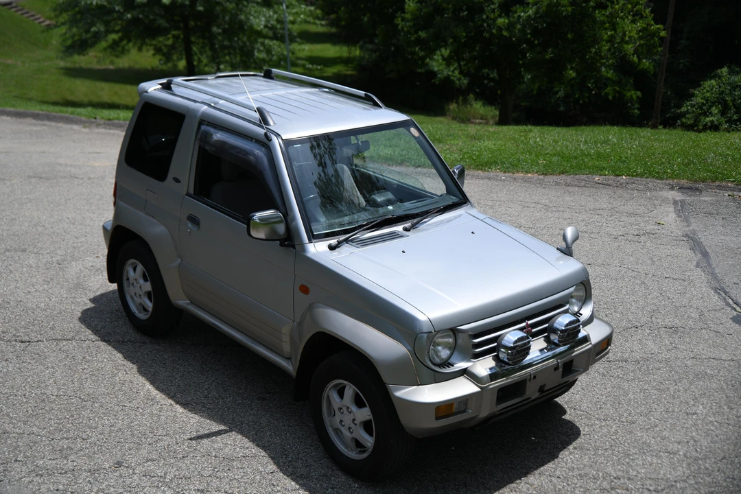 1997 Mitsubishi Pajero/Montero 2nd Gen - Image 15 of 31