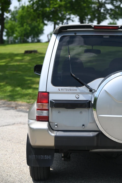1997 Mitsubishi Pajero/Montero 2nd Gen - Image 30 of 31