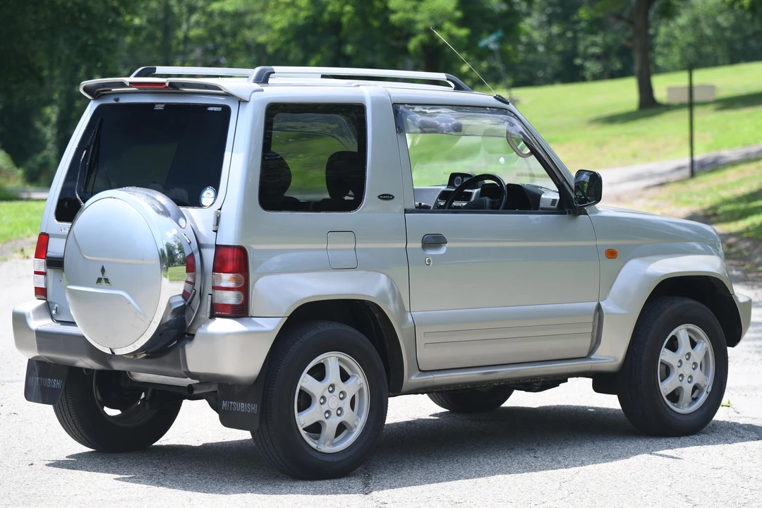 1997 Mitsubishi Pajero/Montero 2nd Gen - Image 4 of 31