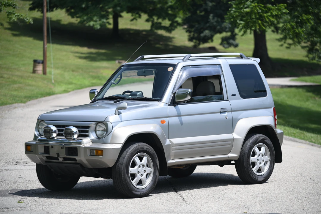 1997 Mitsubishi Pajero/Montero 2nd Gen - Image 10 of 31