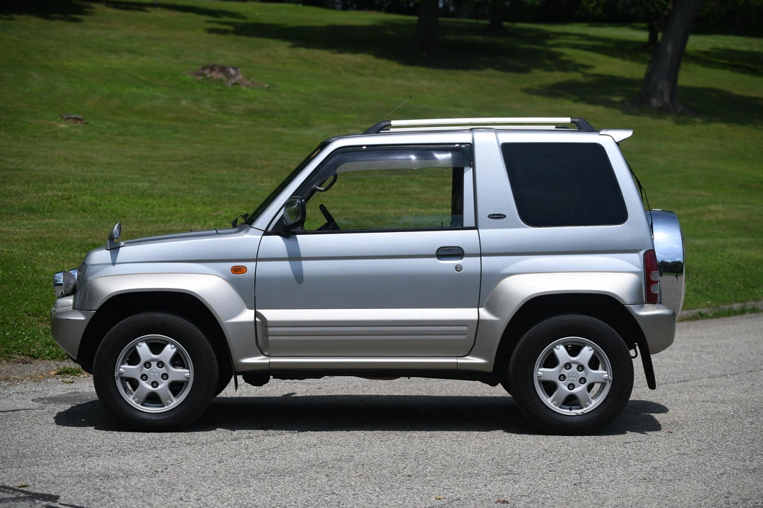 1997 Mitsubishi Pajero/Montero 2nd Gen - Image 11 of 31