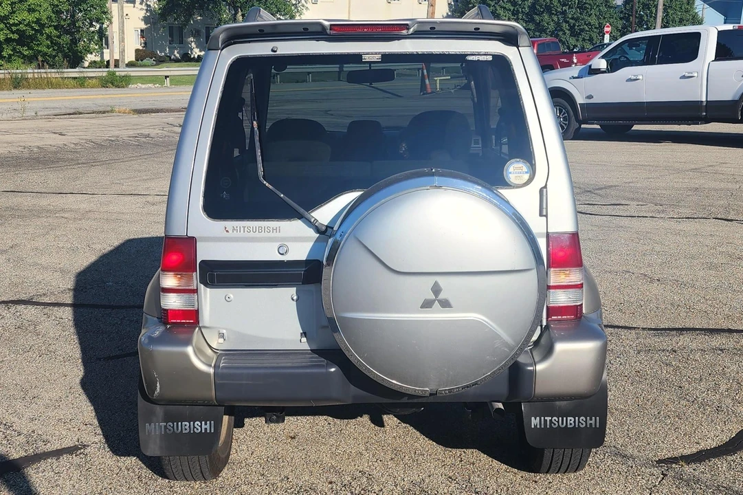1997 Mitsubishi Pajero/Montero 2nd Gen - Image 5 of 31