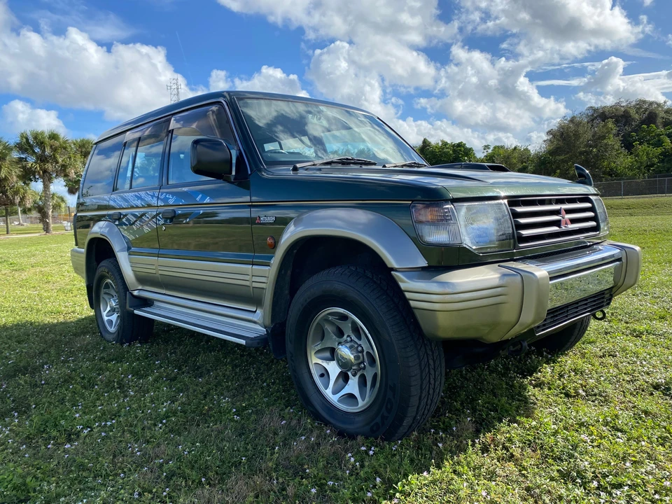 1997 Mitsubishi Pajero/Montero 2nd Gen - Image 17 of 31