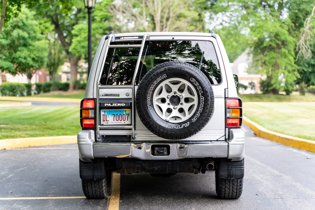 1997 Mitsubishi Pajero/Montero 2nd Gen - Image 8 of 31