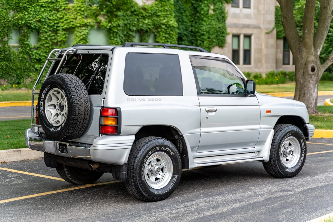 1997 Mitsubishi Pajero/Montero 2nd Gen - Image 6 of 31