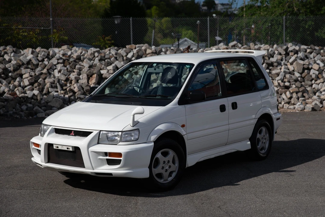 1997 Mitsubishi RVR 1st Gen - Image 12 of 31