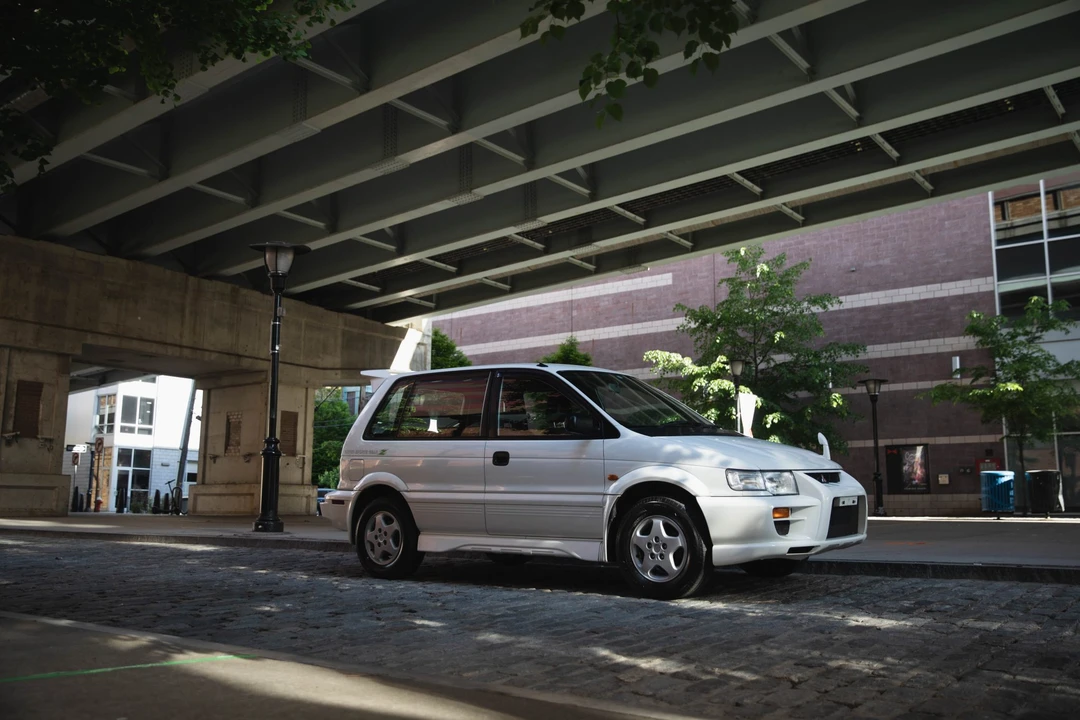 1997 Mitsubishi RVR 1st Gen - Image 3 of 31