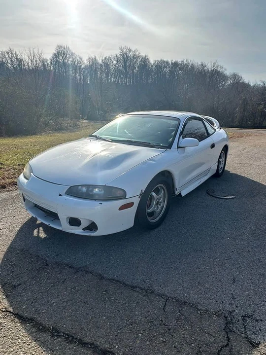 1997 Mitsubishi Eclipse 2nd Gen - Image 2 of 10
