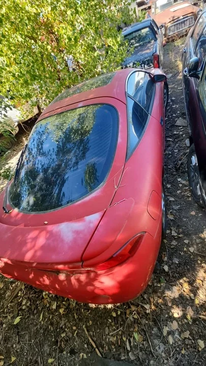1997 Mitsubishi Eclipse 2nd Gen - Image 2 of 4