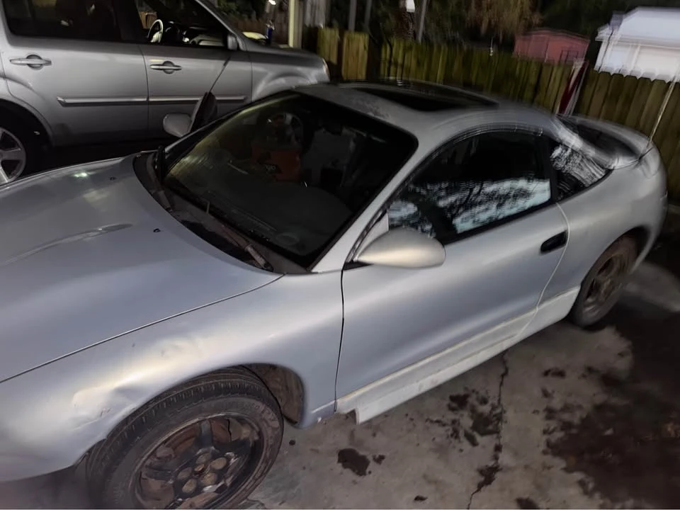 1997 Mitsubishi Eclipse 2nd Gen - Image 2 of 4