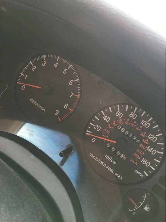 1997 Mitsubishi Eclipse 2nd Gen - Image 6 of 10