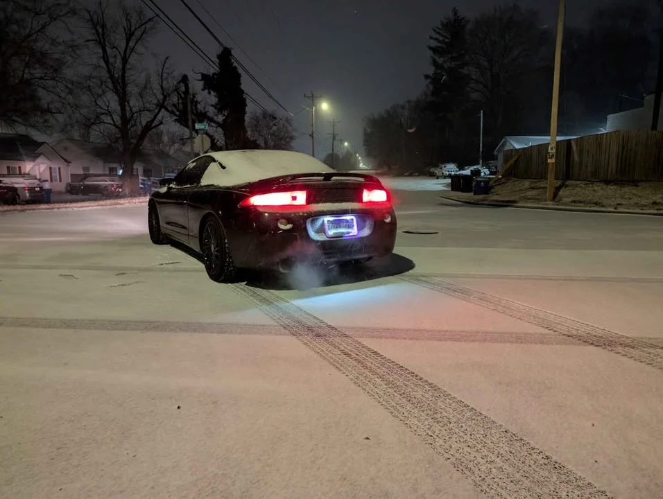 1997 Mitsubishi Eclipse 2nd Gen - Image 6 of 9