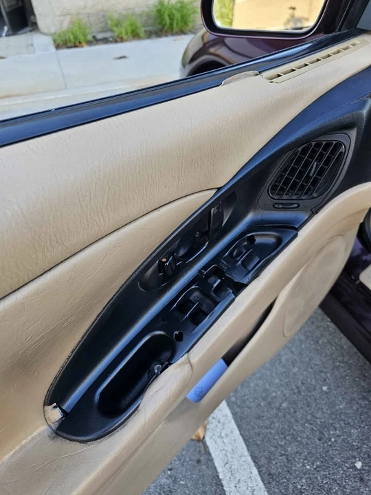 1997 Mitsubishi Eclipse 2nd Gen - Image 11 of 20