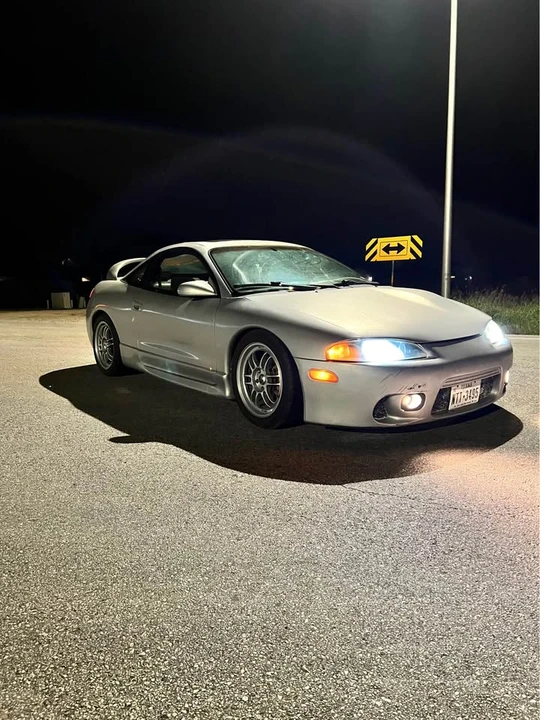 1997 Mitsubishi Eclipse 2nd Gen - Image 2 of 12