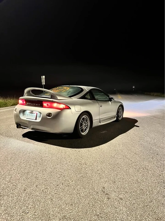 1997 Mitsubishi Eclipse 2nd Gen - Image 3 of 12