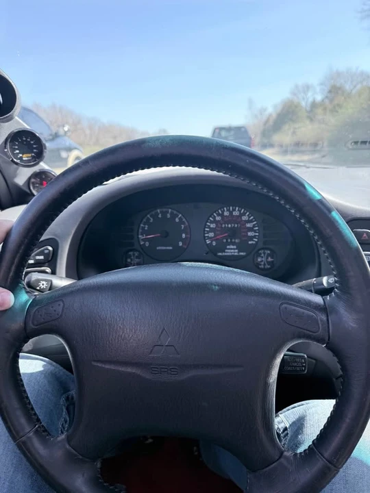 1997 Mitsubishi Eclipse 2nd Gen - Image 2 of 2