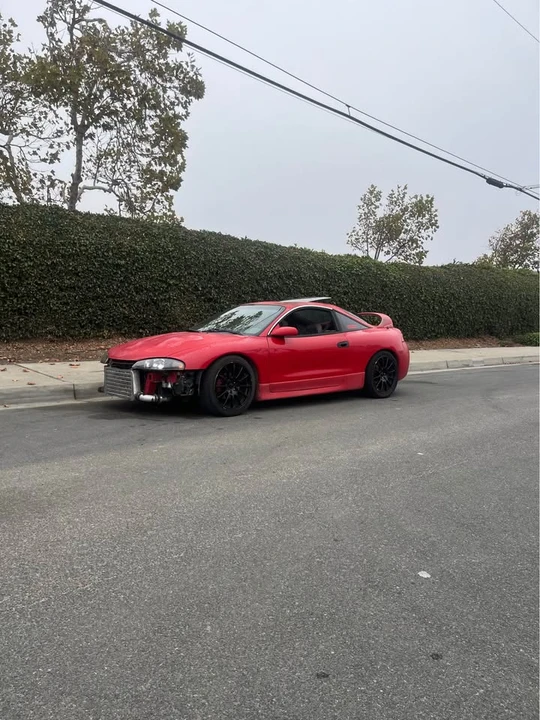 1997 Mitsubishi Eclipse 2nd Gen - Image 2 of 12