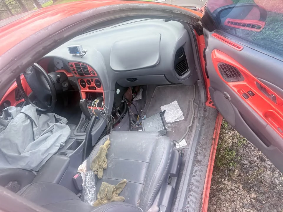 1997 Mitsubishi Eclipse 2nd Gen - Image 2 of 10