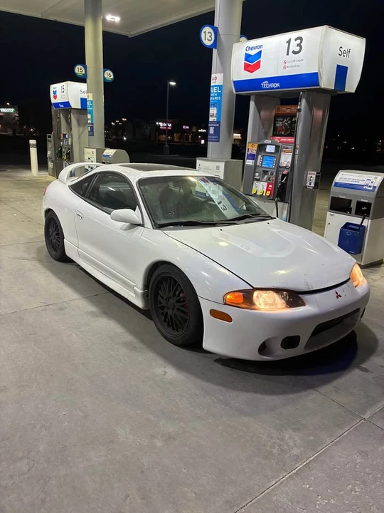 1997 Mitsubishi Eclipse 2nd Gen - Image 3 of 7