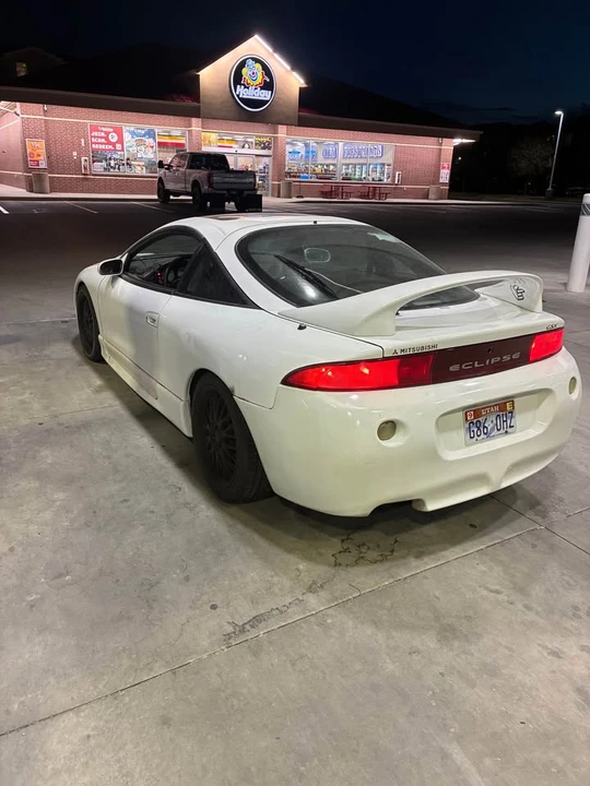 1997 Mitsubishi Eclipse 2nd Gen - Image 2 of 7