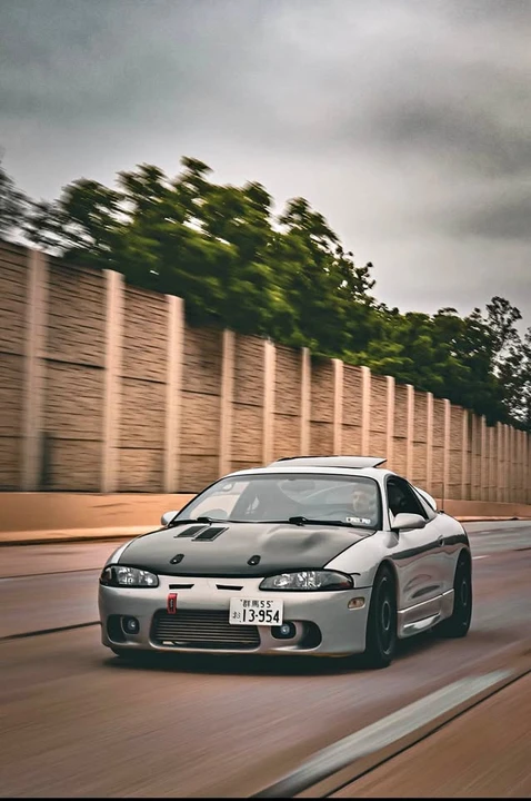 1997 Mitsubishi Eclipse 2nd Gen - Image 2 of 20