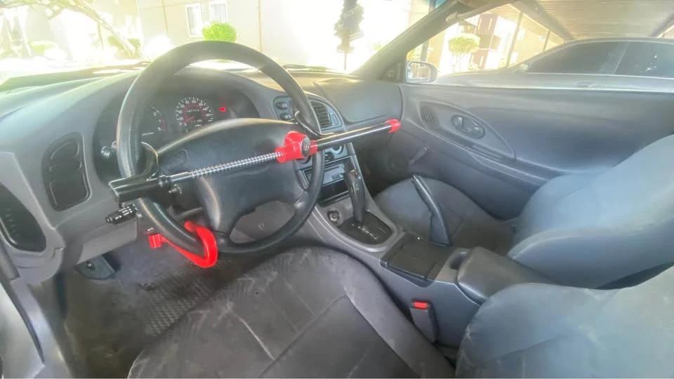 1997 Mitsubishi Eclipse 2nd Gen - Image 9 of 11