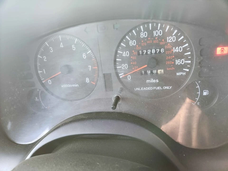 1997 Mitsubishi Eclipse 2nd Gen - Image 2 of 8