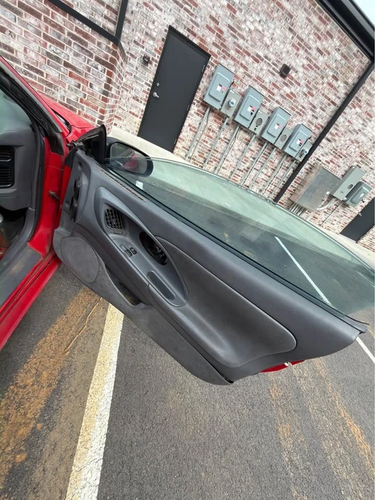 1997 Mitsubishi Eclipse 2nd Gen - Image 12 of 16
