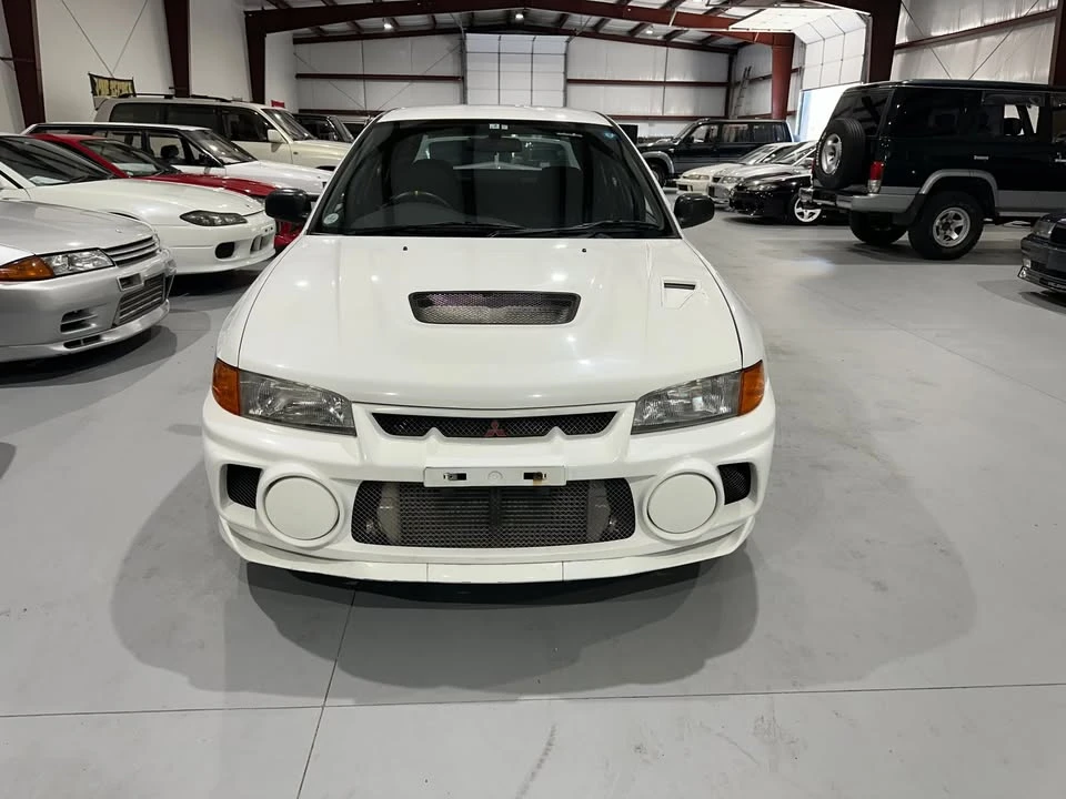 1997 Mitsubishi Lancer Evolution IV 6th Gen - Image 11 of 17