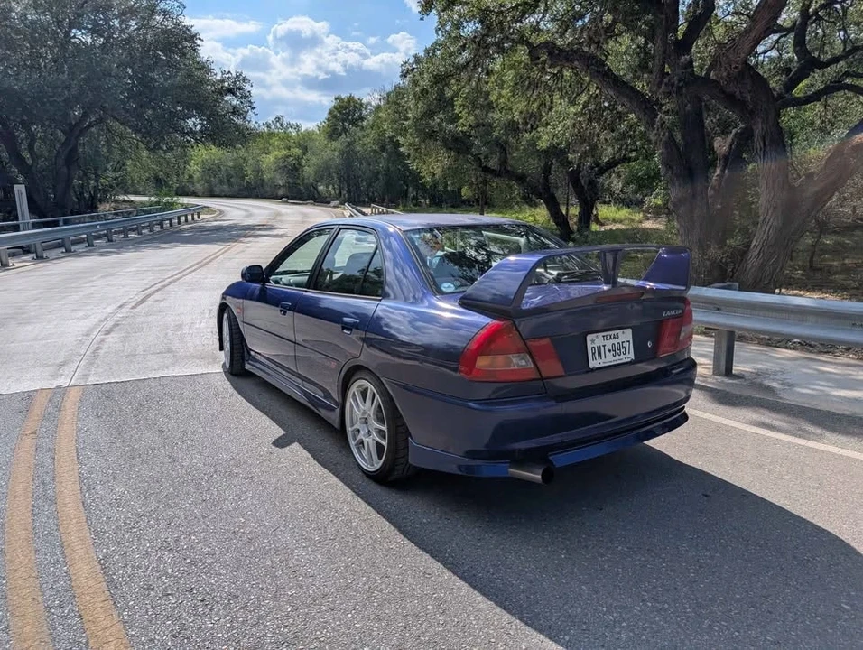 1997 Mitsubishi Lancer Evolution IV 6th Gen - Image 3 of 8