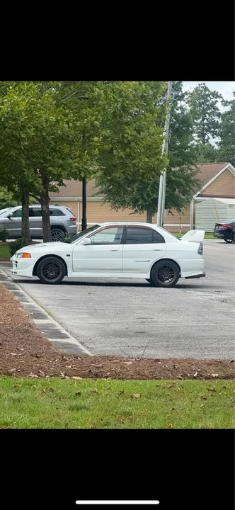 1997 Mitsubishi Lancer Evolution IV 6th Gen - Image 8 of 8