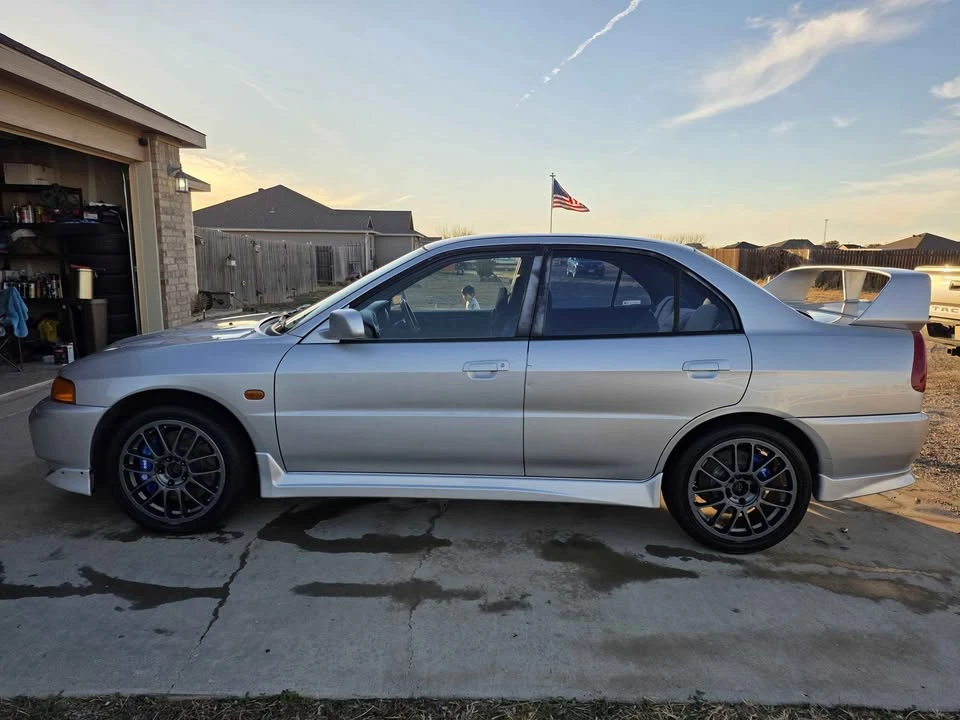 1997 Mitsubishi Lancer Evolution IV 6th Gen - Image 5 of 17
